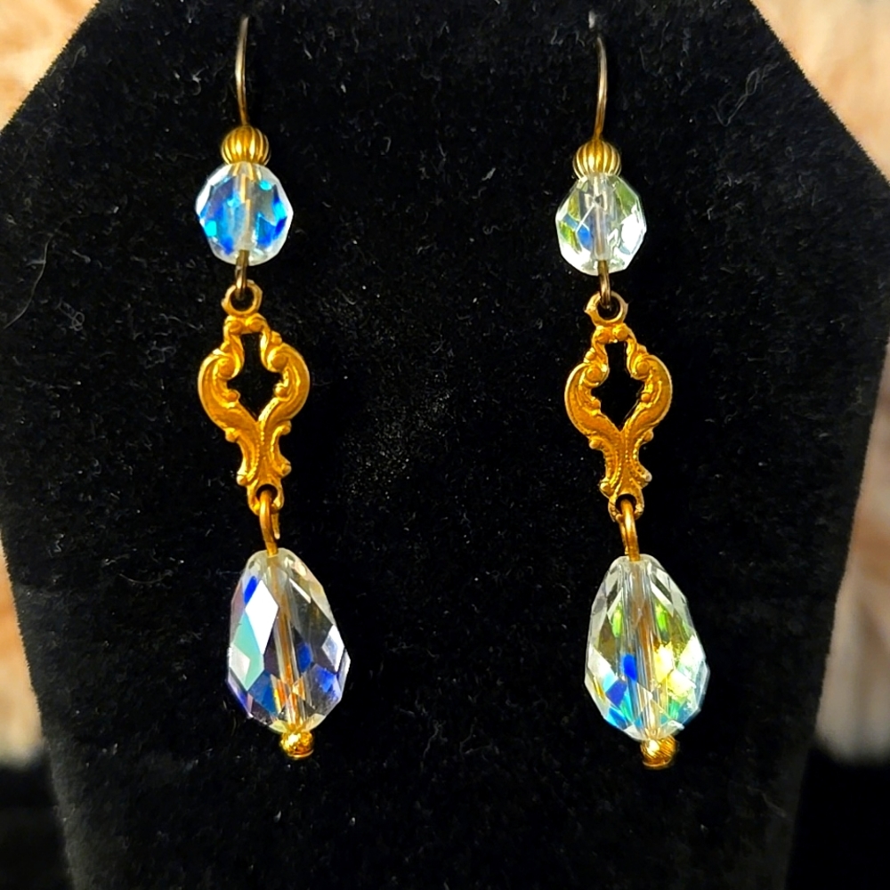 Vintage Crystal Tear Drop Aurora Borealis Dangle Earrings